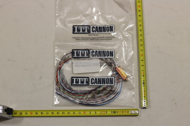 ITT-Cannon Electrical receptacle connector  MDM37PH003B